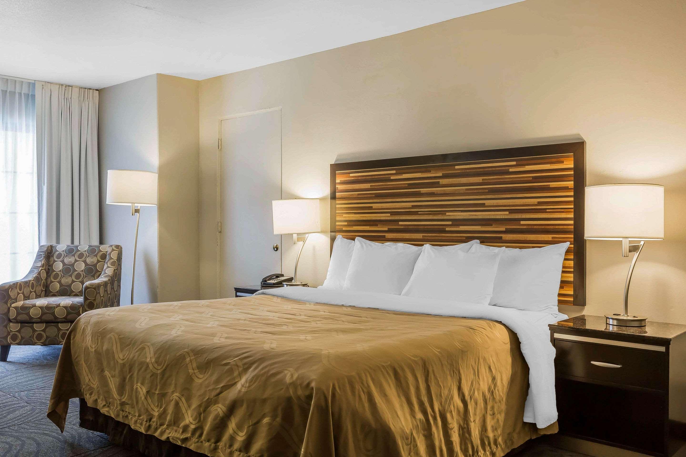 Quality Inn Fallbrook I-15 Exterior photo