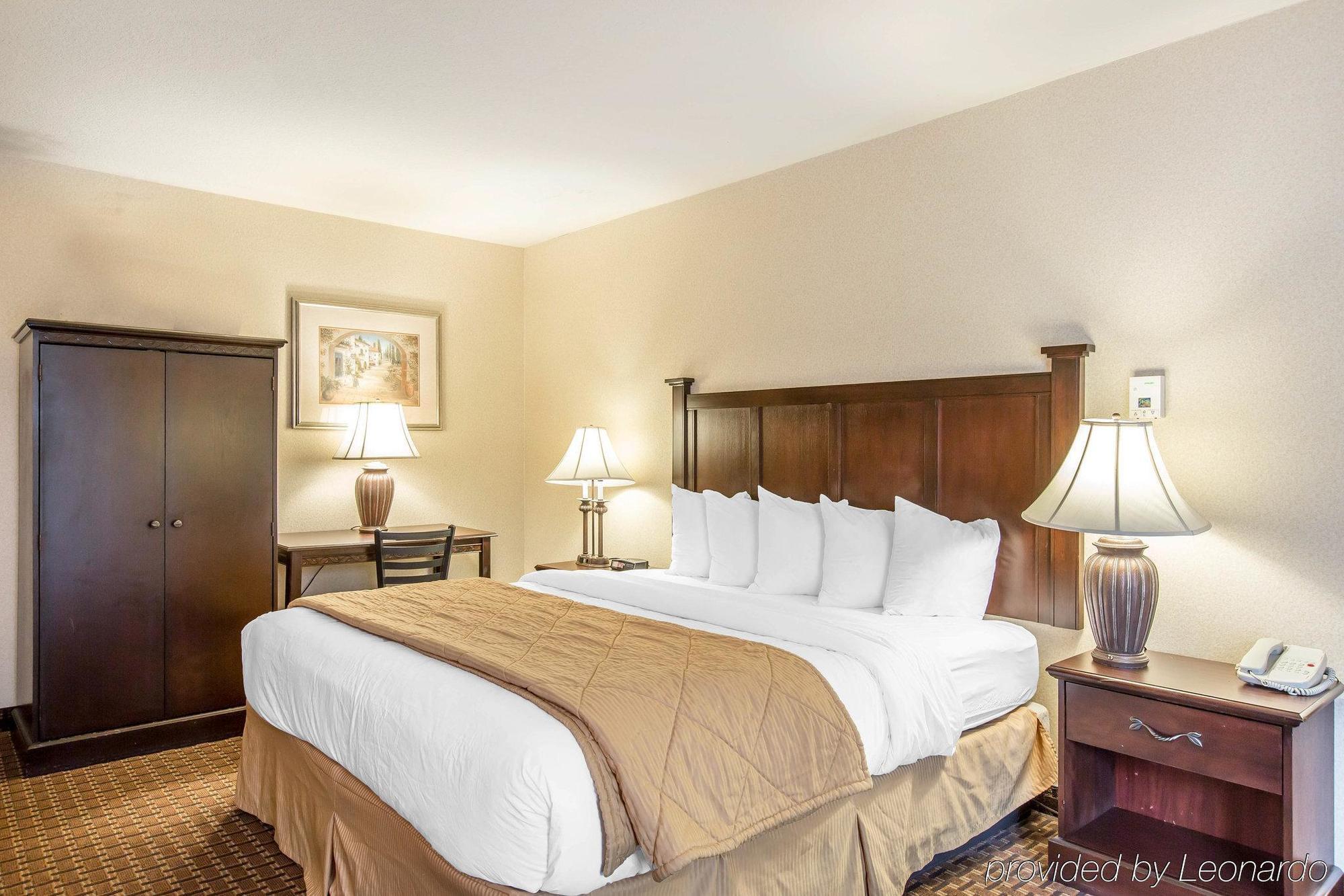 Quality Inn Fallbrook I-15 Exterior photo